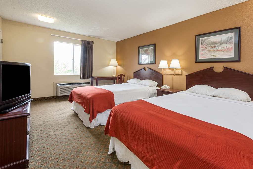 Super 8 By Wyndham Indianapolis/Ne/Castleton Area Hotel Ruang foto